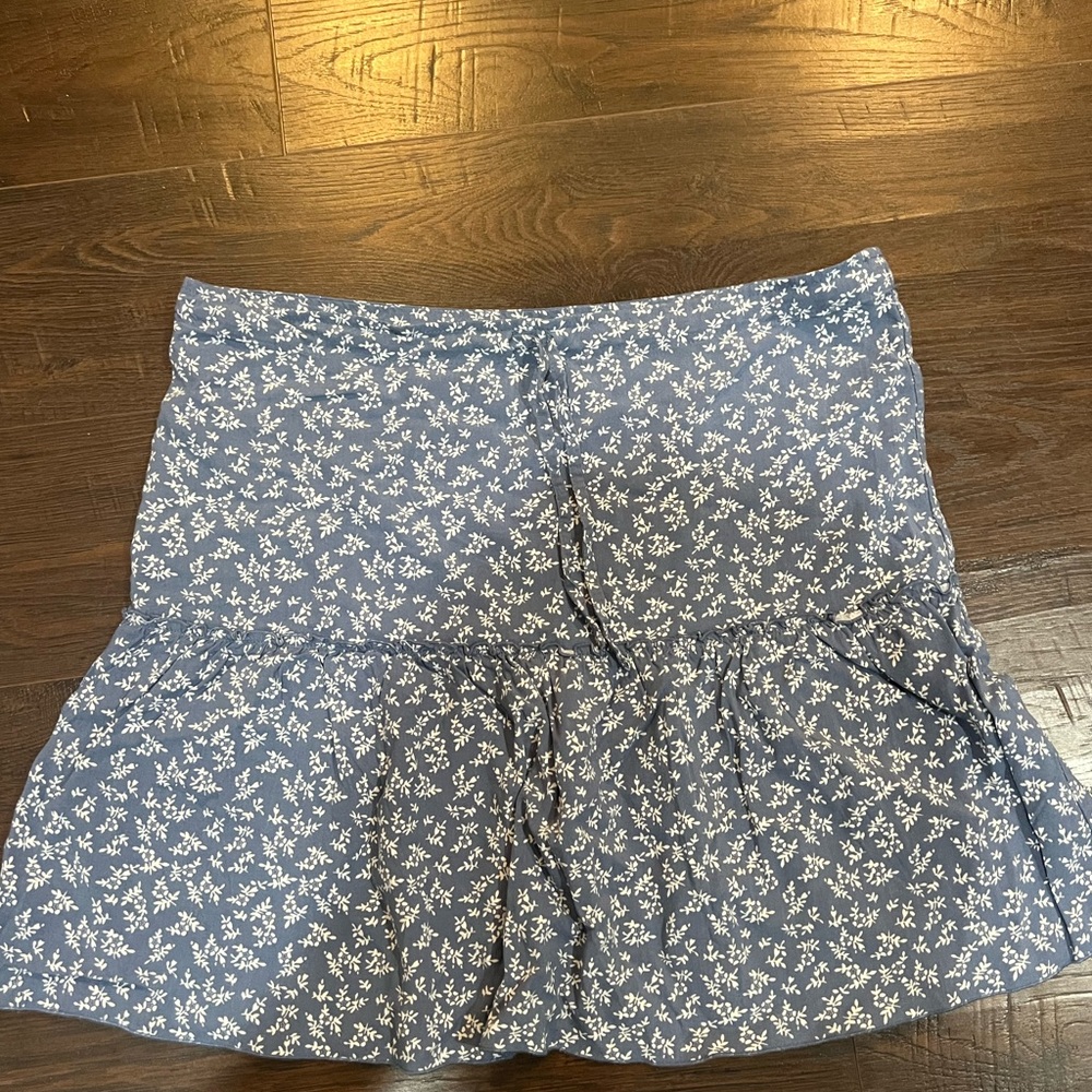 Brandy Melville skirt